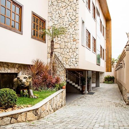 Espaco 250 - Apto Mobiliado, 3 Quartos, Sendo Uma Suite, Banheiro Social, Cozinha Completa, Sala De Estar, Ar Condicionado, Tv E Internet Tiradentes Buitenkant foto